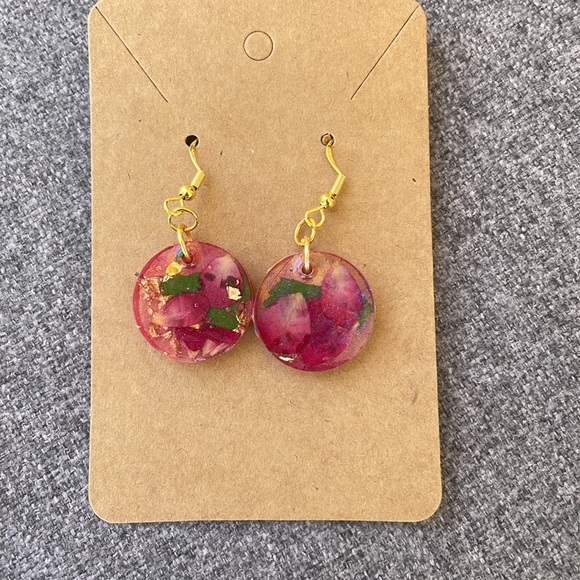 #104 Small Pressed Flower Earrings - Picture 2 of 11